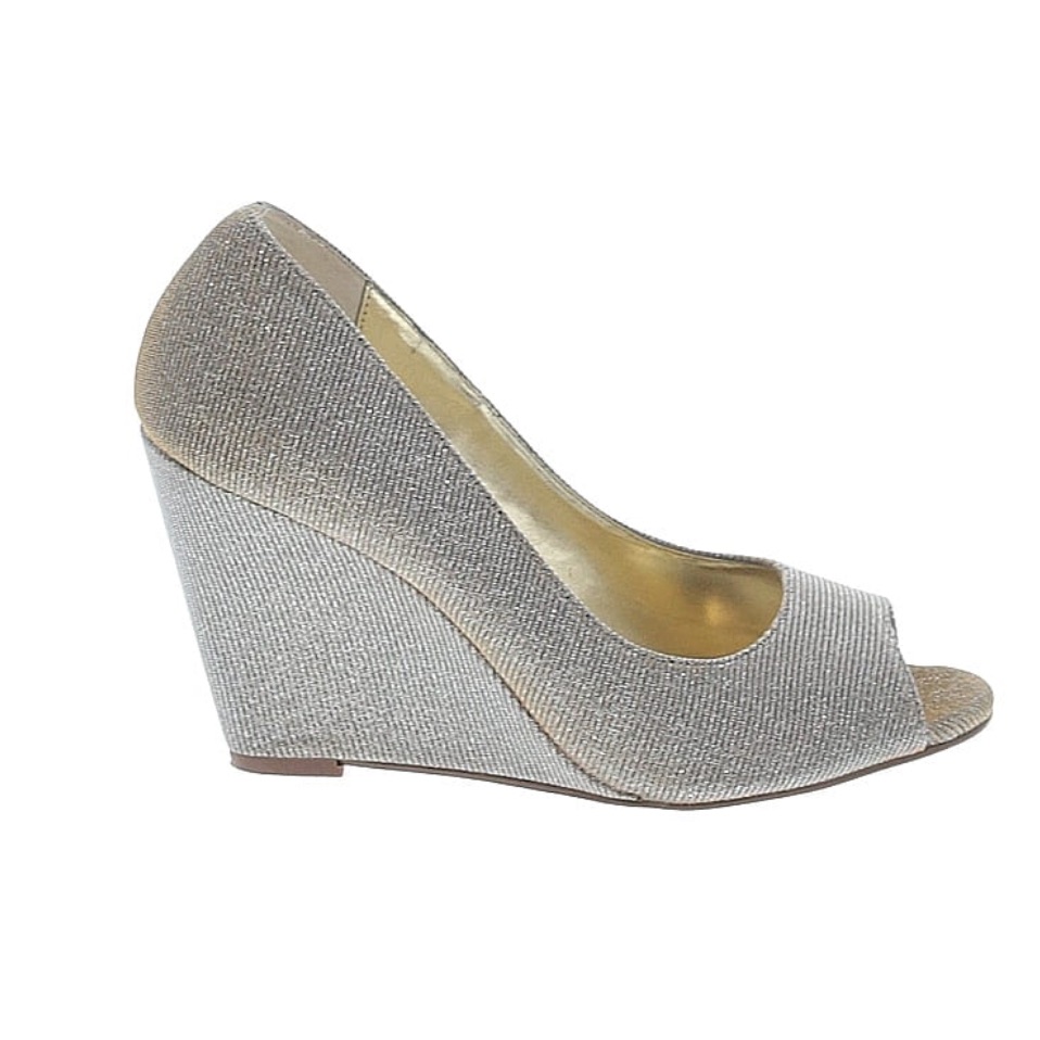 Brand New Kelly  Katie Wedges